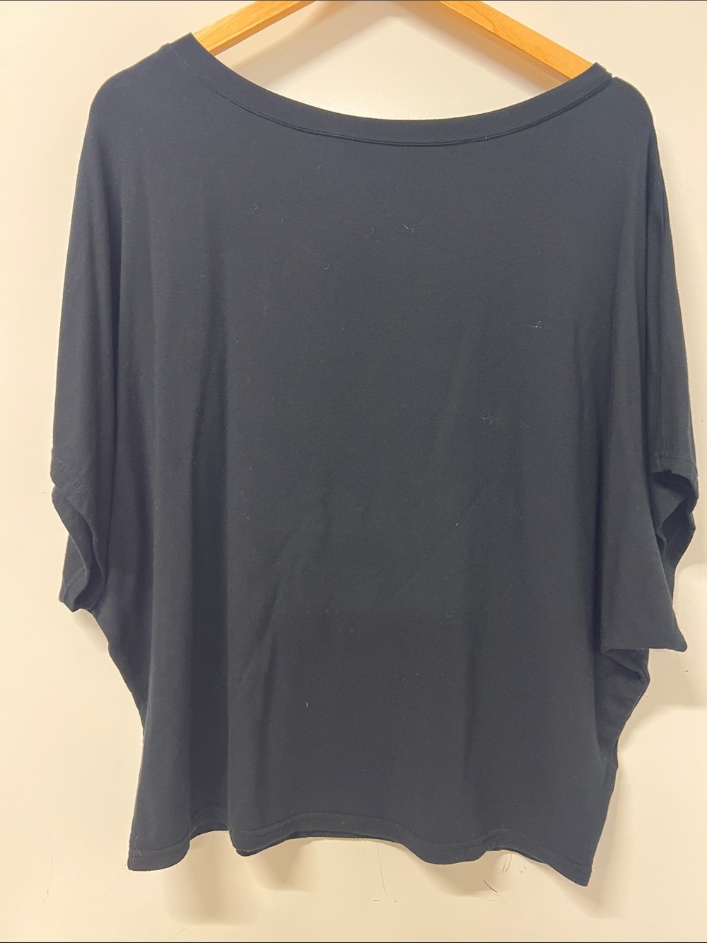 BB Dakota Top, Small, Black, Oversized, Short Sleeve, Bat Wing